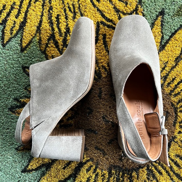 GENTLE SOULS KENNETH COLE Womens White Cross Straps Padded Charli Round Toe Wedge Slip On Leather Espadrille Shoes M main image 1